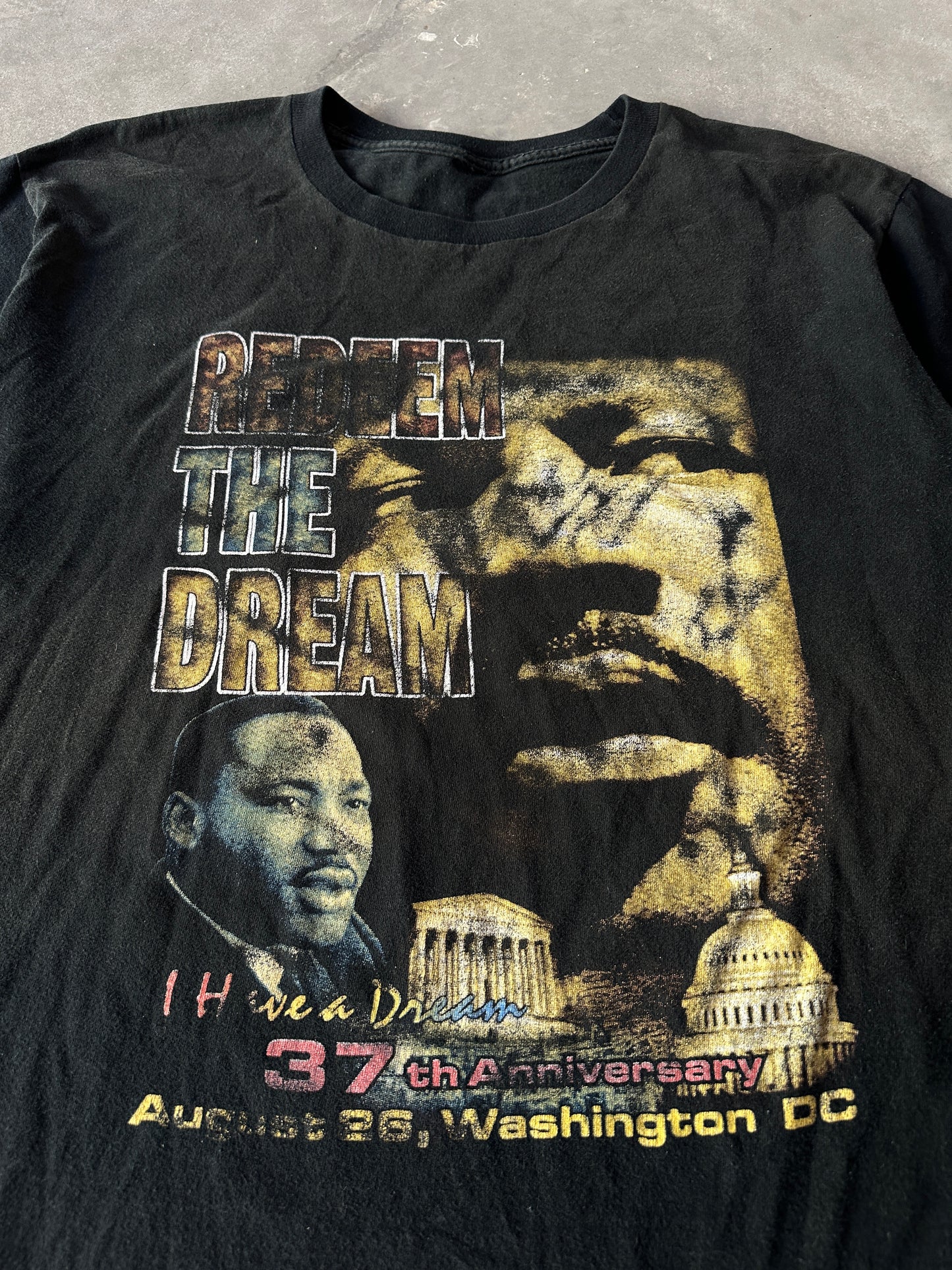 2000 Redeem the Dream "I have a Dream" Dr.Martin Luther King Jr. MLK 37th Anniversary Faded Vintage Tee (XL)