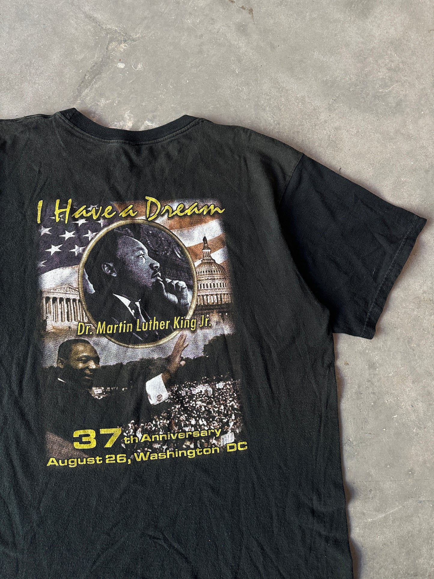 2000 Redeem the Dream "I have a Dream" Dr.Martin Luther King Jr. MLK 37th Anniversary Faded Vintage Tee (XL)