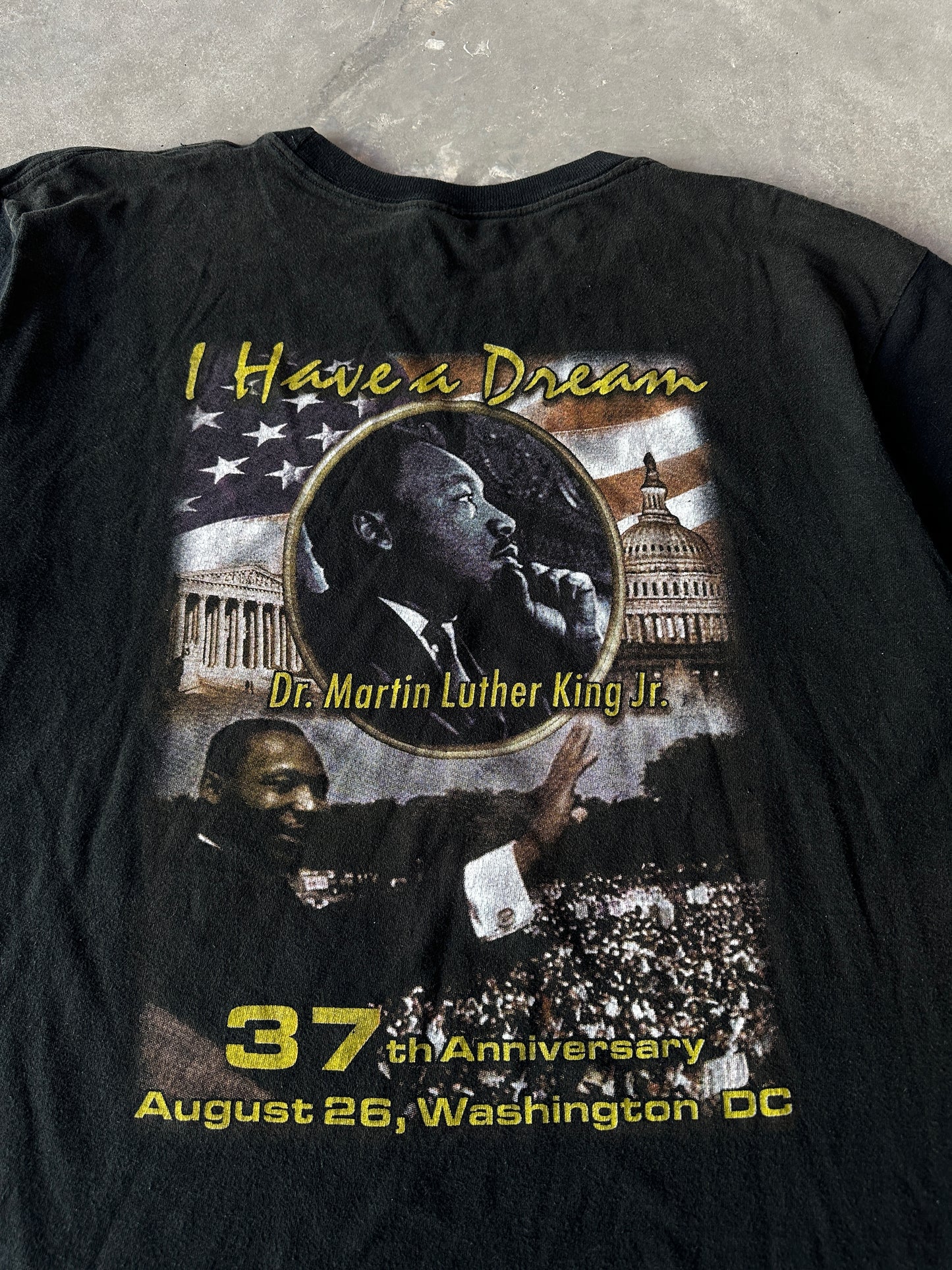 2000 Redeem the Dream "I have a Dream" Dr.Martin Luther King Jr. MLK 37th Anniversary Faded Vintage Tee (XL)