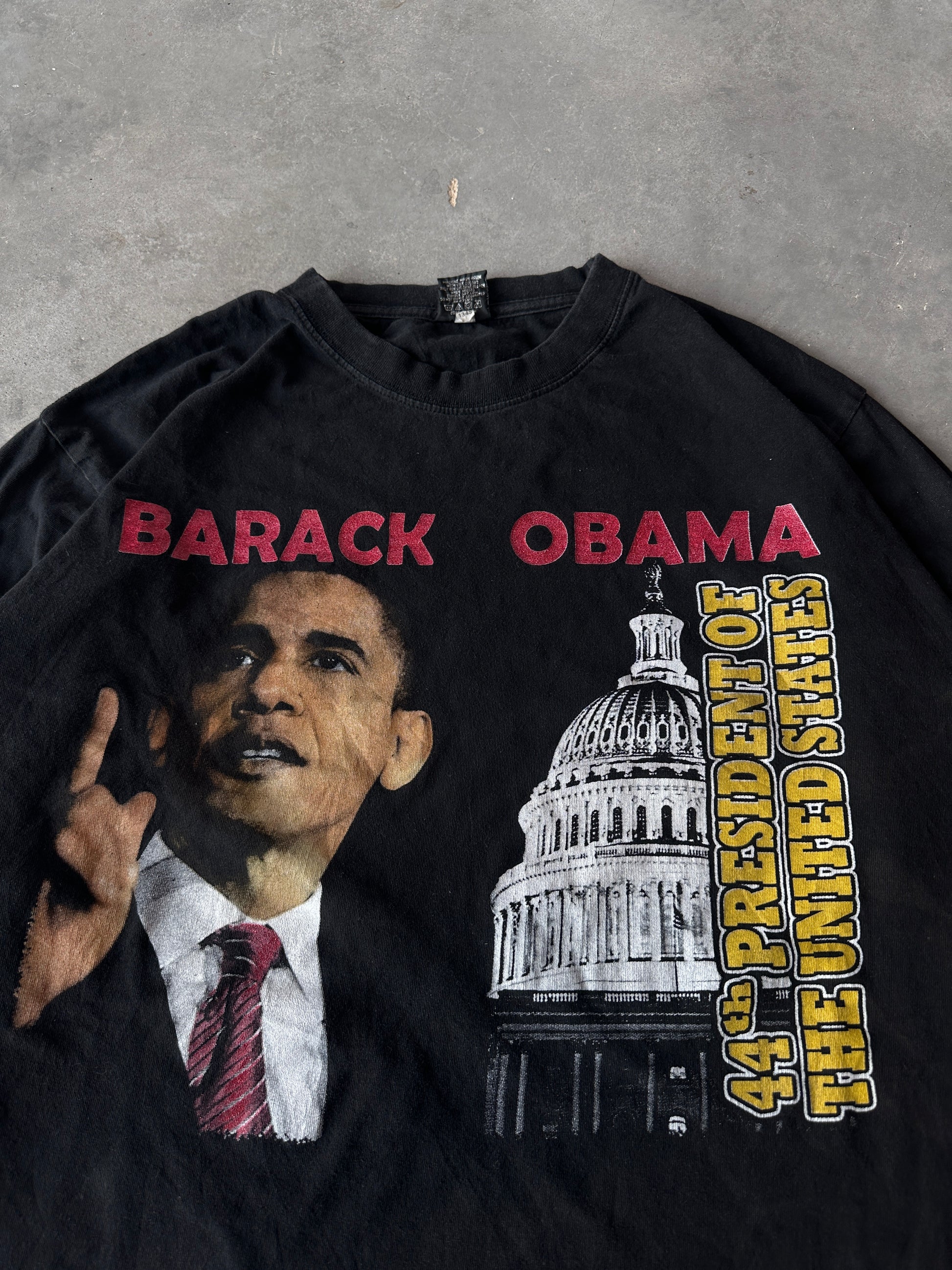 00's Barack Obama 44th President of the United States Long Sleeve Vintage Tee (XL)