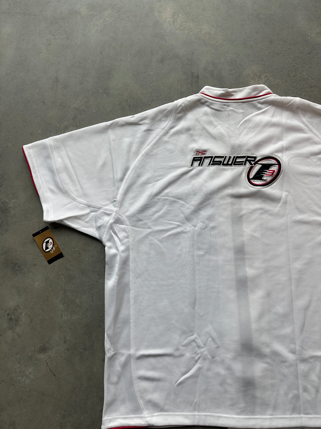 00's Y2K Allen Iverson Reebok "The Answer" White NBA Full Zip Shooting Shirt - Brand New (XL)