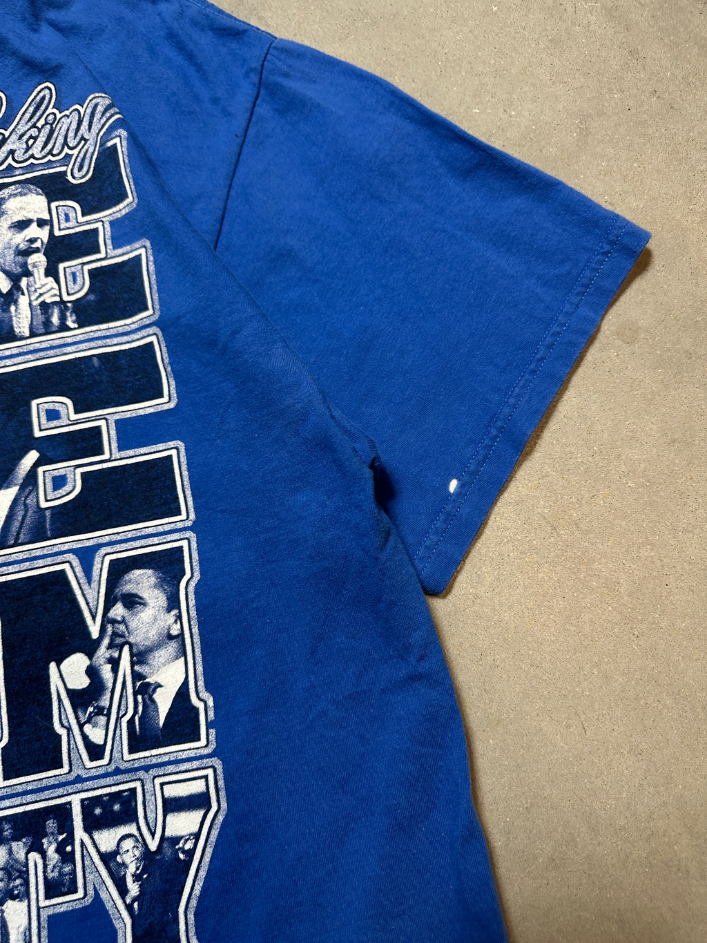 2008 President Barack Obama and the 1st Family "Make The Dream Reality" Blue Vintage Tee (XL)