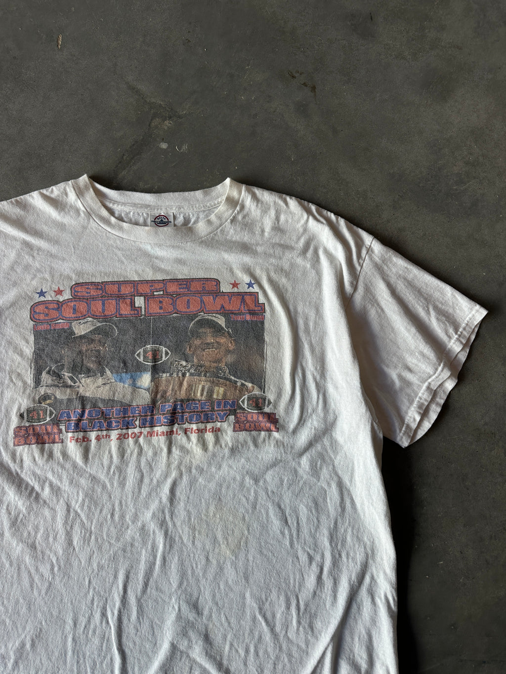 2007 Super Bowl XLI Super Soul Bowl Tony Dungy vs. Lovie Smith Faded Vintage Black History Tee (BOXY XL)