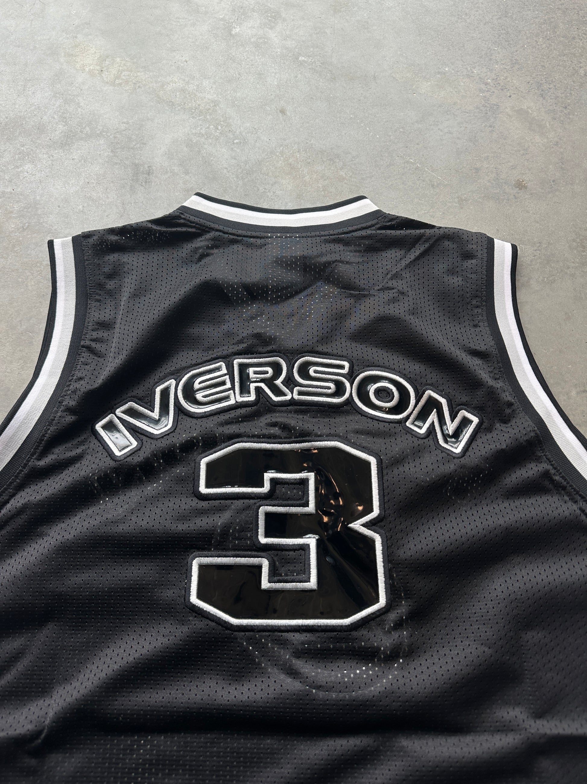 00's Allen Iverson Logo Reebok Black NBA Vintage Basketball Jersey - Brand New (XL)