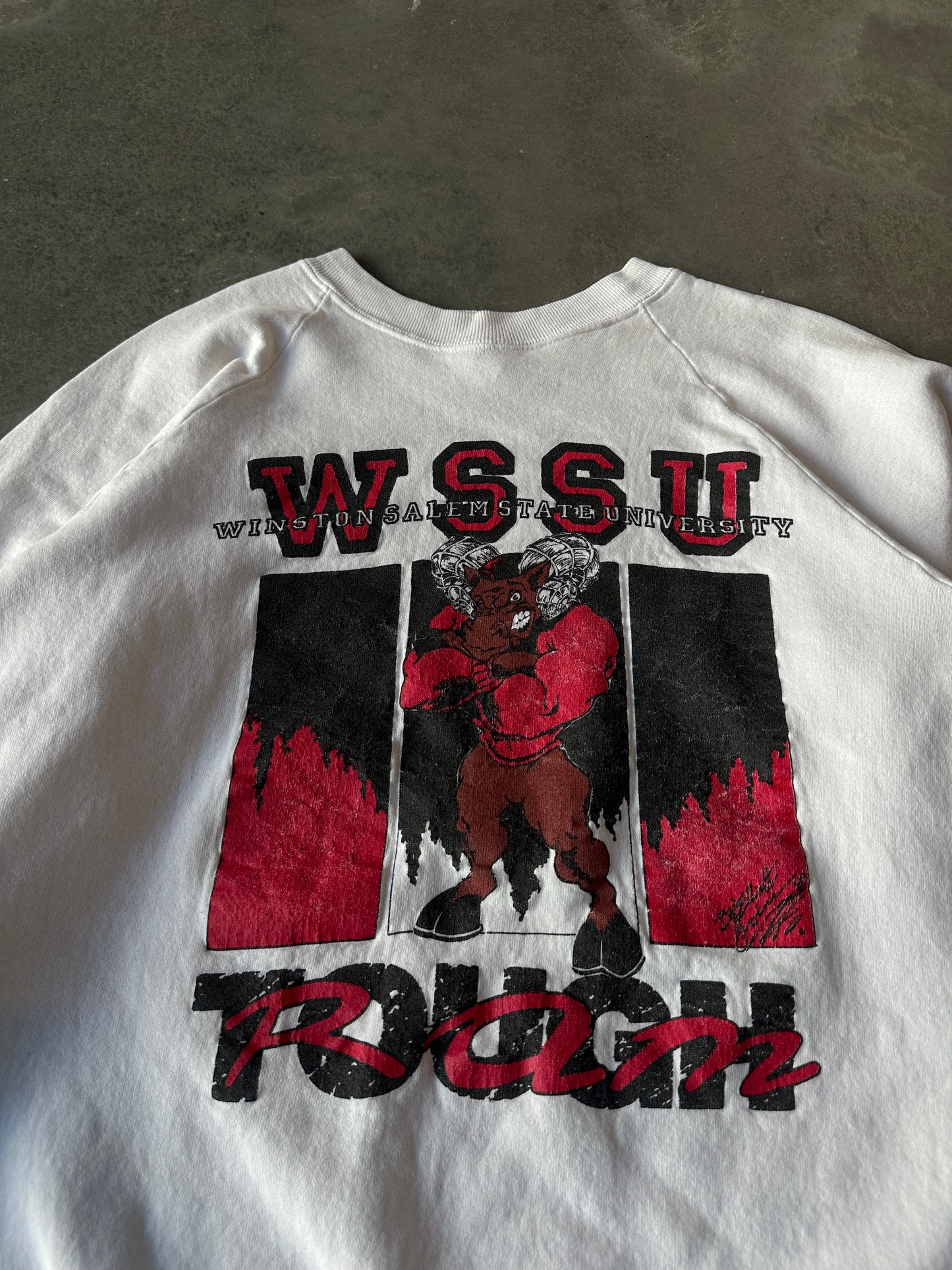 90's Winston Salem State University WSSU "Ram Tough" Realistic Ram Vintage Crewneck Sweatshirt (Medium)