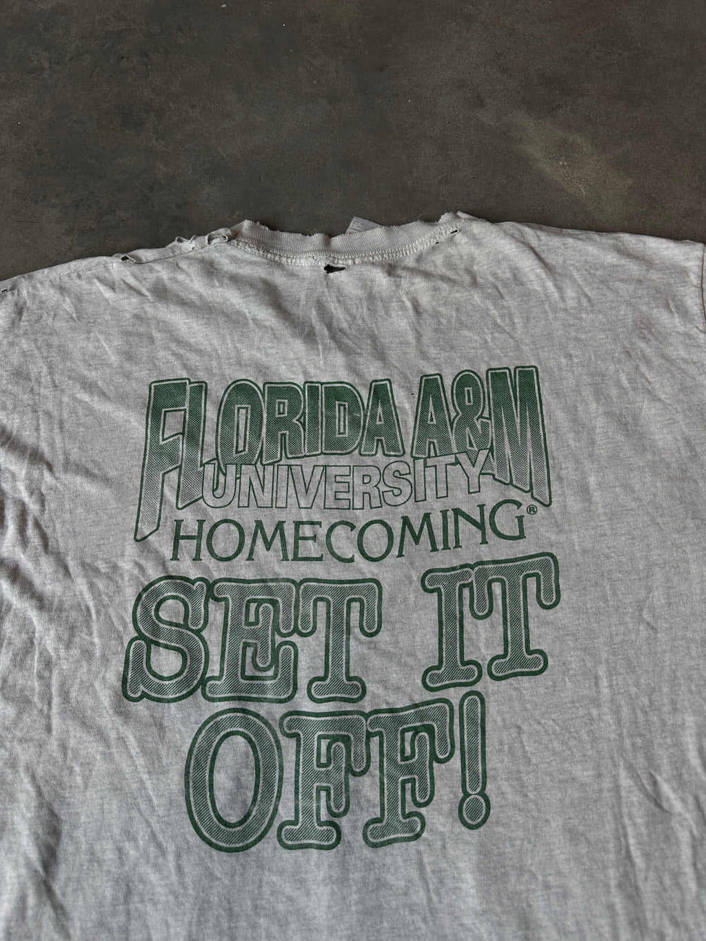 2001 FAMU Homecoming Florida A&M Rattlers VS. NSU Norfolk State Spartans "Set It Off!" Vintage Distressed HBCU Football Matchup Tee (XXL)