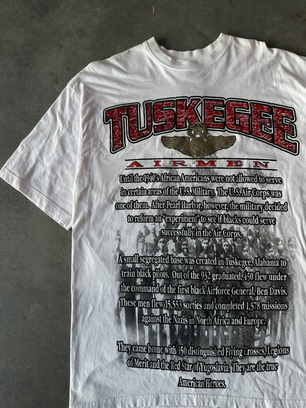 00's Tuskegee Airmen WWII Vintage Black History Tee (XXL)