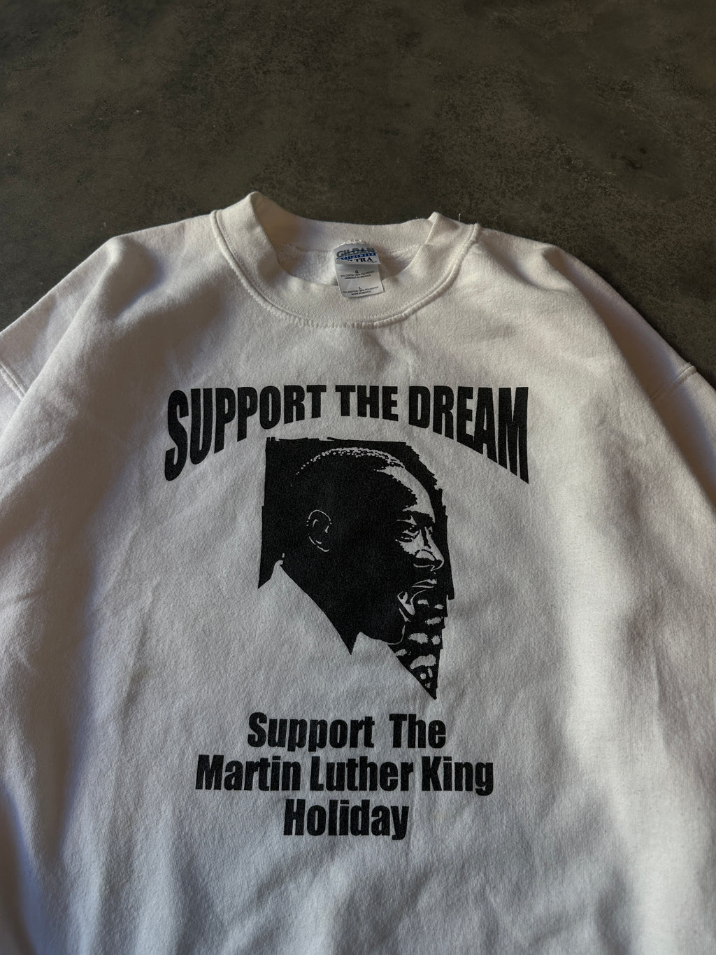 00's Support the Dream Support the Martin Luther King Holiday MLK Lobbying Vintage Crewneck (Large)