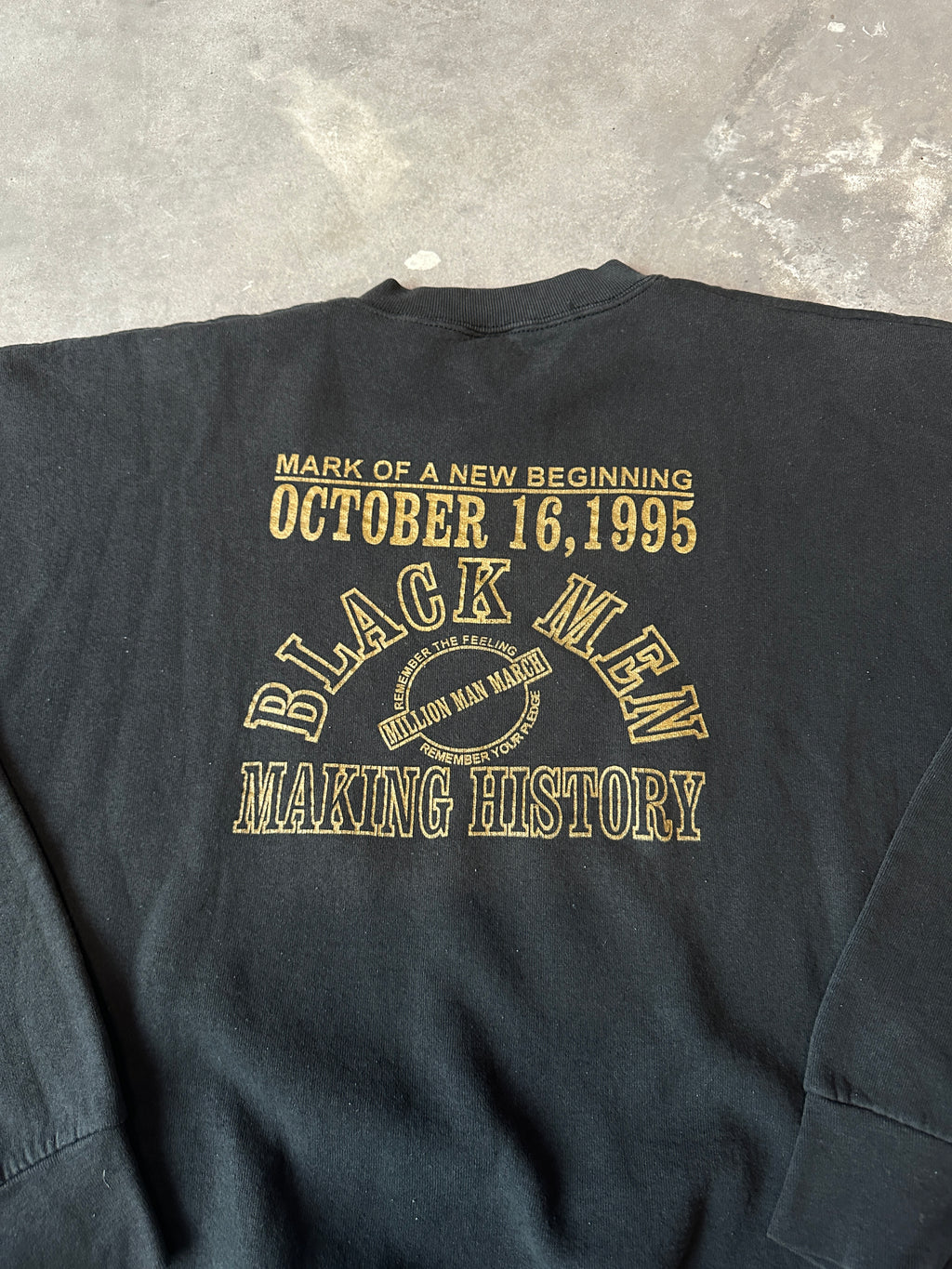 1995 Sisters in Support of the Million Man March Crewneck Sweatshirt (BOXY XXL)