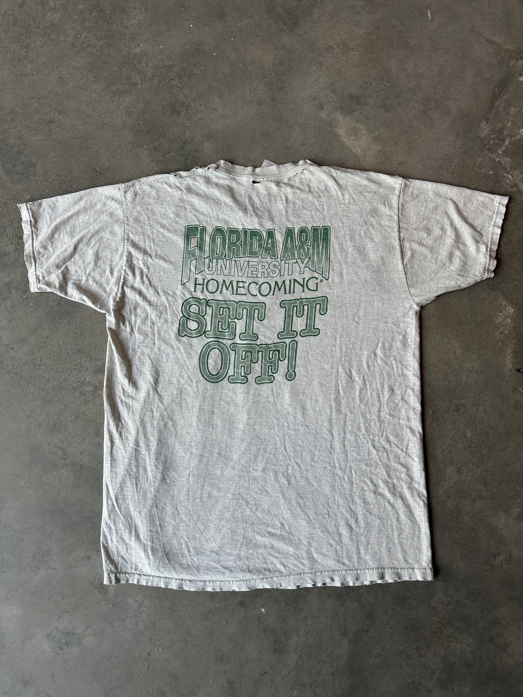 2001 FAMU Homecoming Florida A&M Rattlers VS. NSU Norfolk State Spartans "Set It Off!" Vintage Distressed HBCU Football Matchup Tee (XXL)