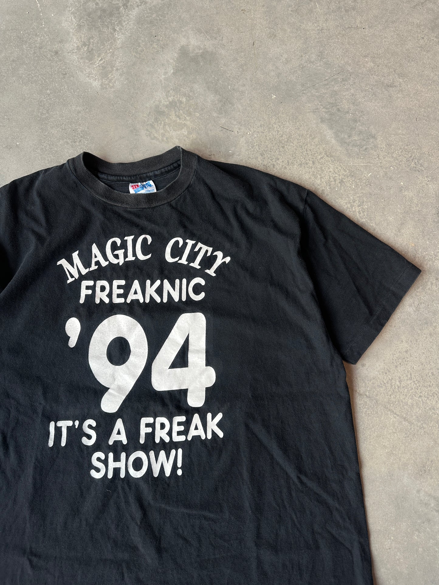 1994 Magic City Atlanta Freaknic “It’s a Freak Show!” Text Vintage Tee (XL)