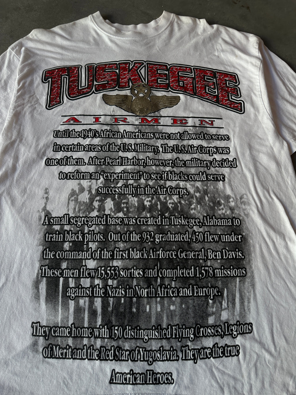 00's Tuskegee Airmen WWII Vintage Black History Tee (XXL)