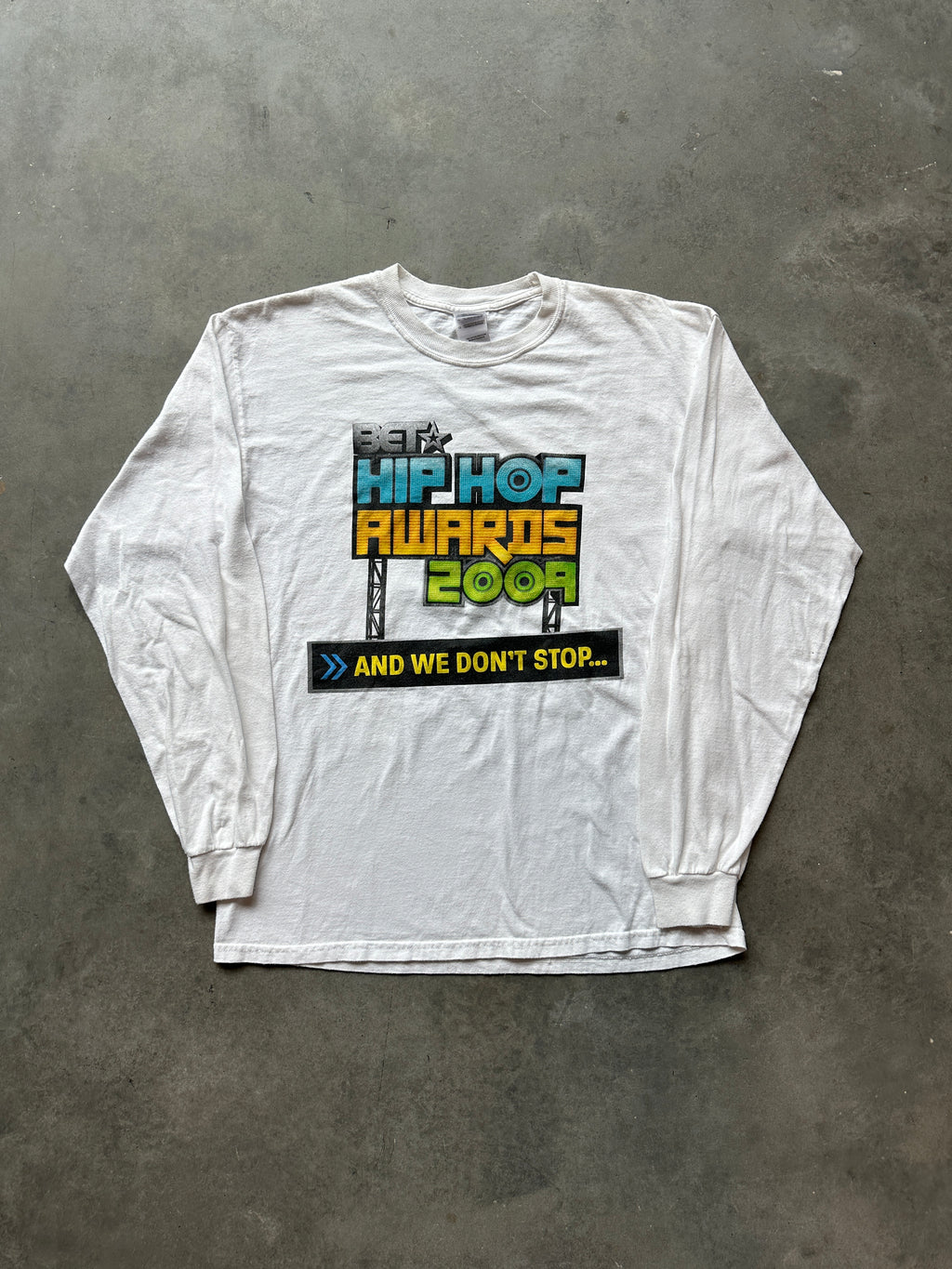 2009 BET Hip Hop Awards Hosted By Mike Epps Vintage Longsleeve Vintage Tee (Large)