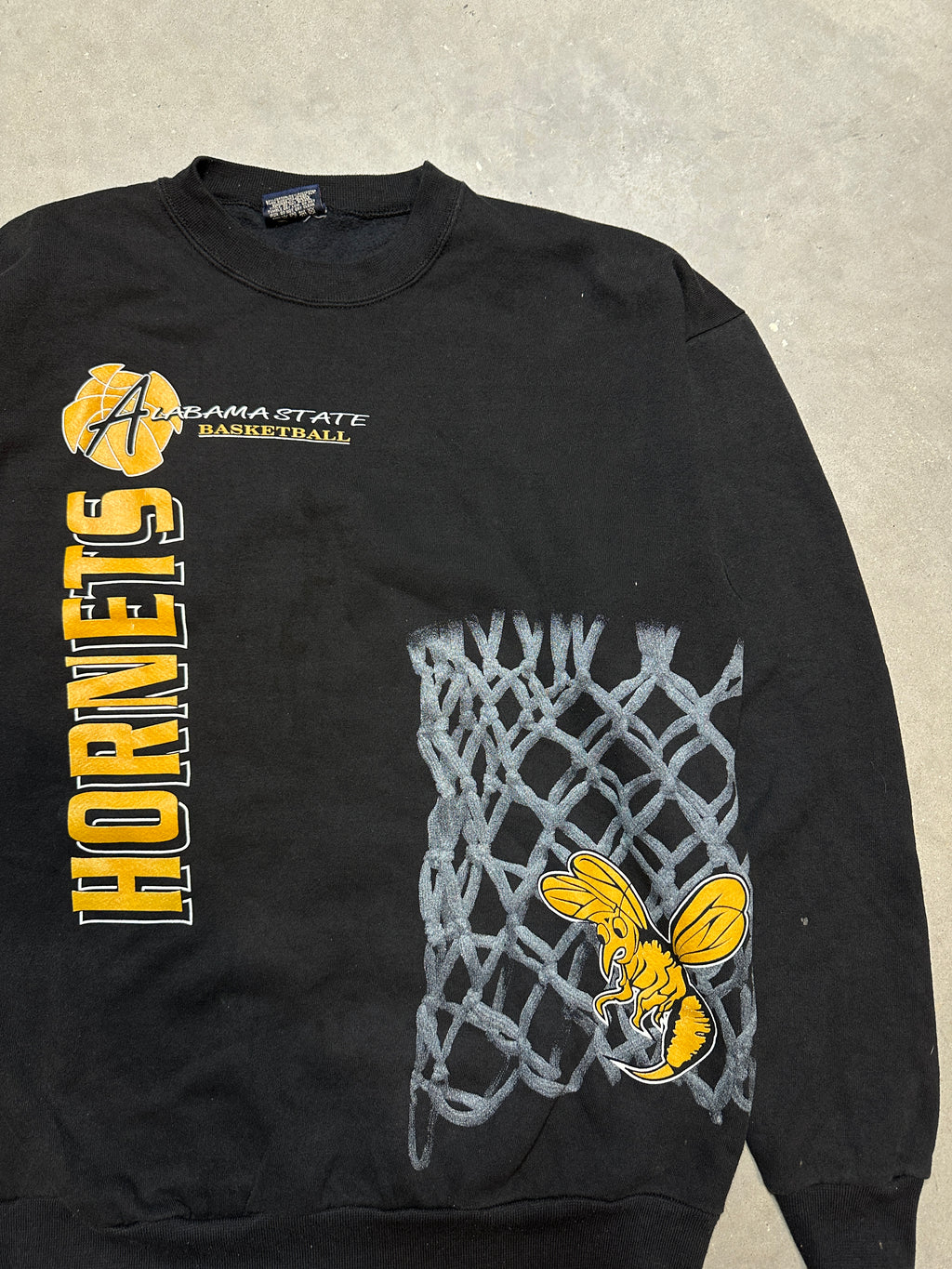 90's Alabama State Hornets Basketball ASU Wraparound Print Vintage HBCU Crewneck Sweatshirt (XL)