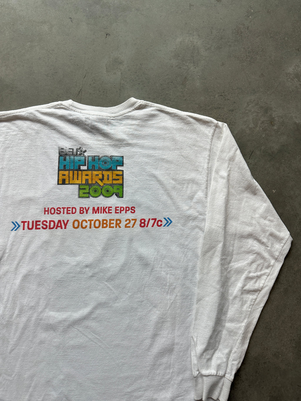 2009 BET Hip Hop Awards Hosted By Mike Epps Vintage Longsleeve Vintage Tee (Large)