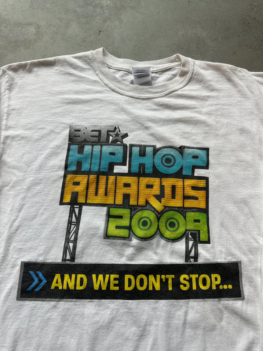 2009 BET Hip Hop Awards Hosted By Mike Epps Vintage Longsleeve Vintage Tee (Large)