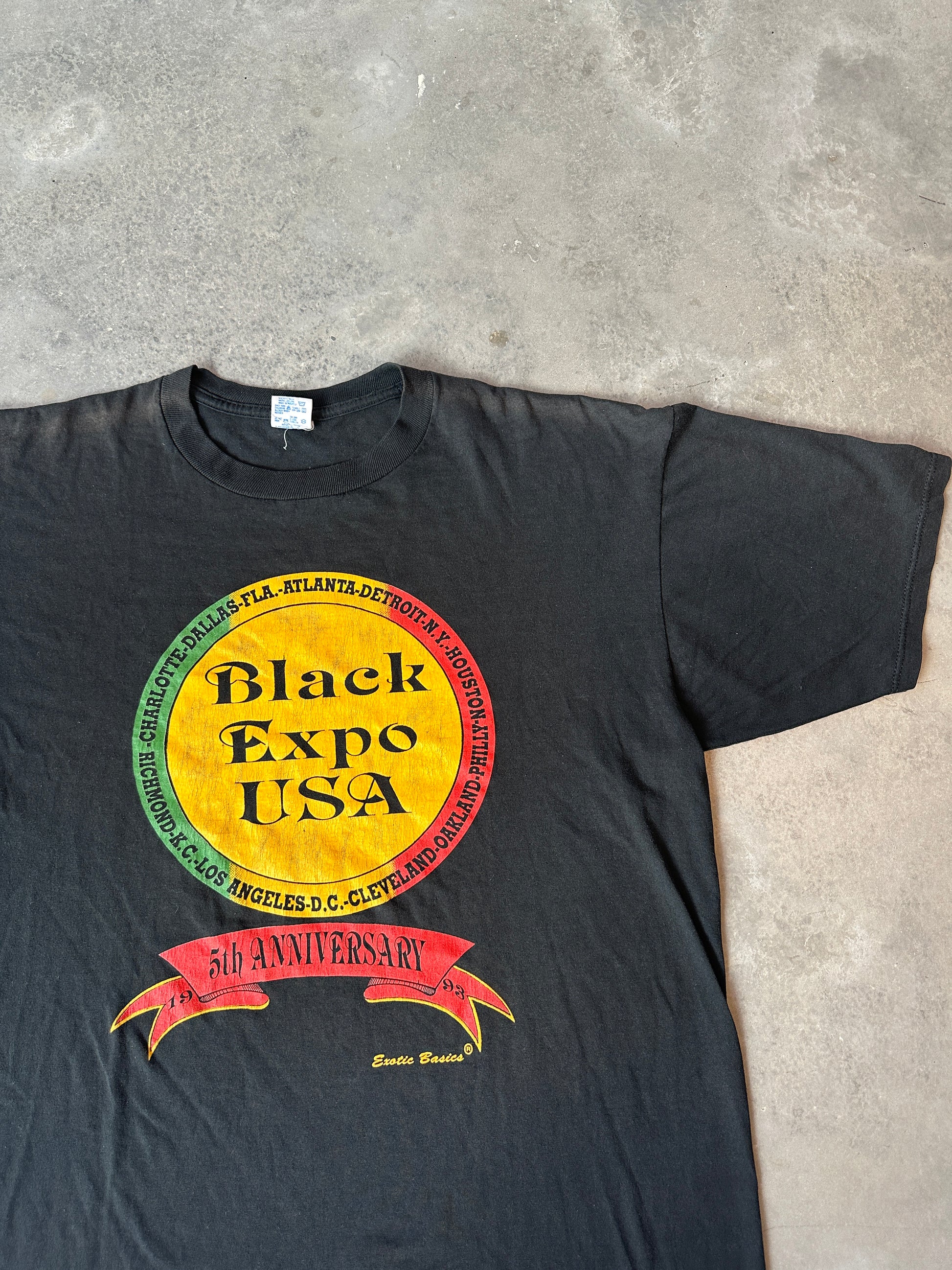 1993 Black Expo USA 5th Anniversary Faded Vintage Tee (XL)