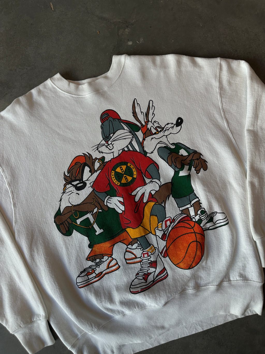 90’s Looney Tunes Cartoon x Cross Colours RARE Vintage Crewneck Heavyweight Sweatshirt (XL)