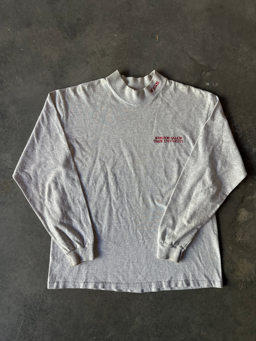 90's Winston Salem State University WSSU Rams Embroidered Mock Neck Vintage Long Sleeve Tee (Medium)