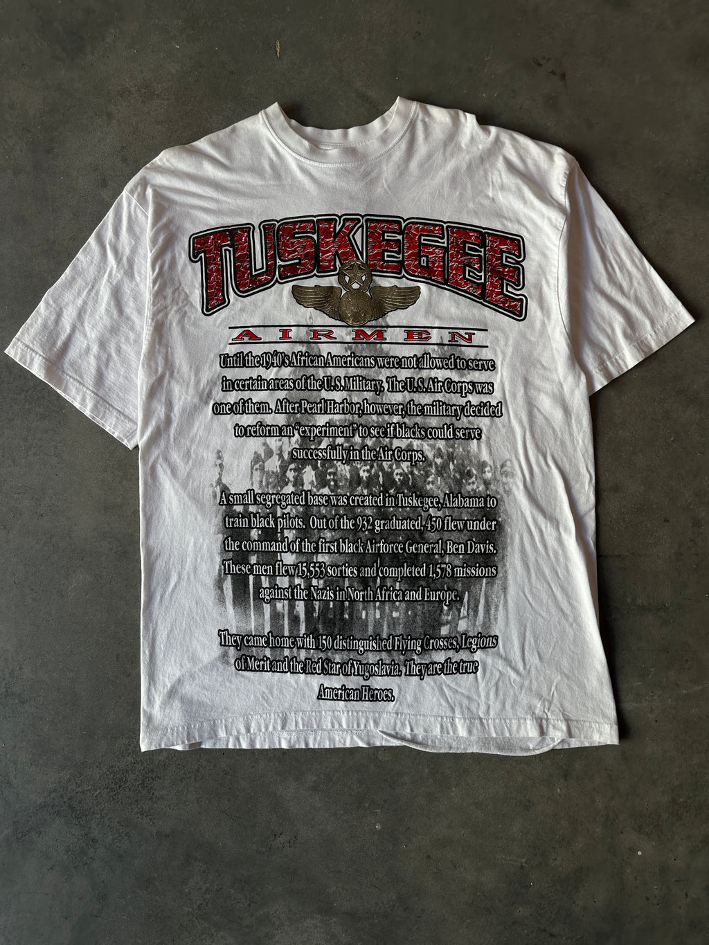 00's Tuskegee Airmen WWII Vintage Black History Tee (XXL)