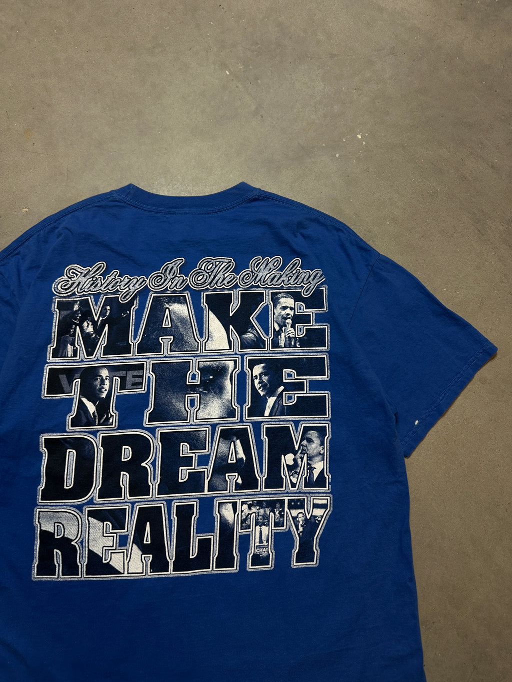 2008 President Barack Obama and the 1st Family "Make The Dream Reality" Blue Vintage Tee (XL)