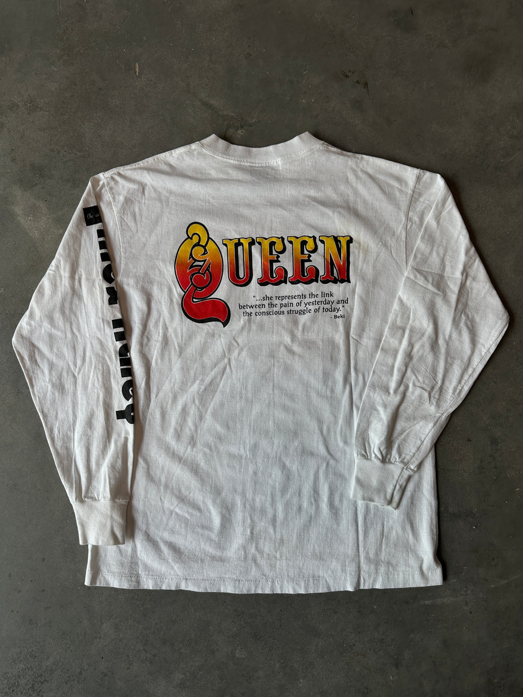 1992 "Queen: The Story of an American Family" Book & TV Show Abstract Art In Memorial of Alex Haley Vintage Long Sleeve Tee (Large)