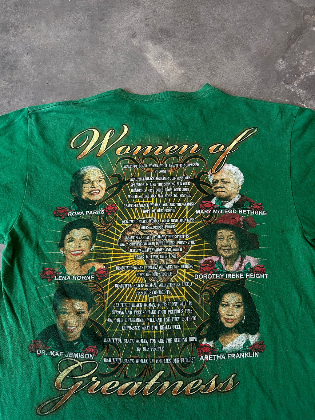 00's Positive African American Women & Women of Greatness Aretha Oprah Corretta & More Green Vintage Tee (Large)