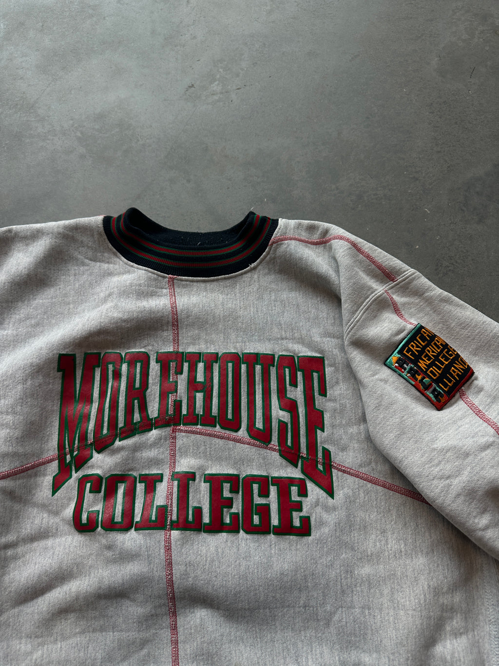 90’s Morehouse College Maroon Tigers RARE African American College Alliance AACA HBCU Vintage Heavyweight Short Sleeve Sweatshirt (XXL)