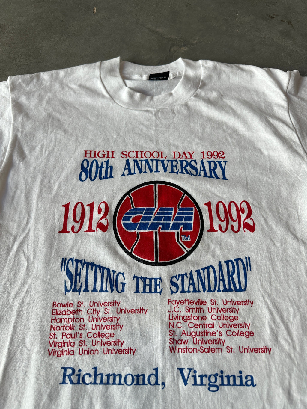 1992 CIAA Basketball 80th Anniversary Richmond, Virginia "Setting The Standard" Vintage HBCU Tee (XL)