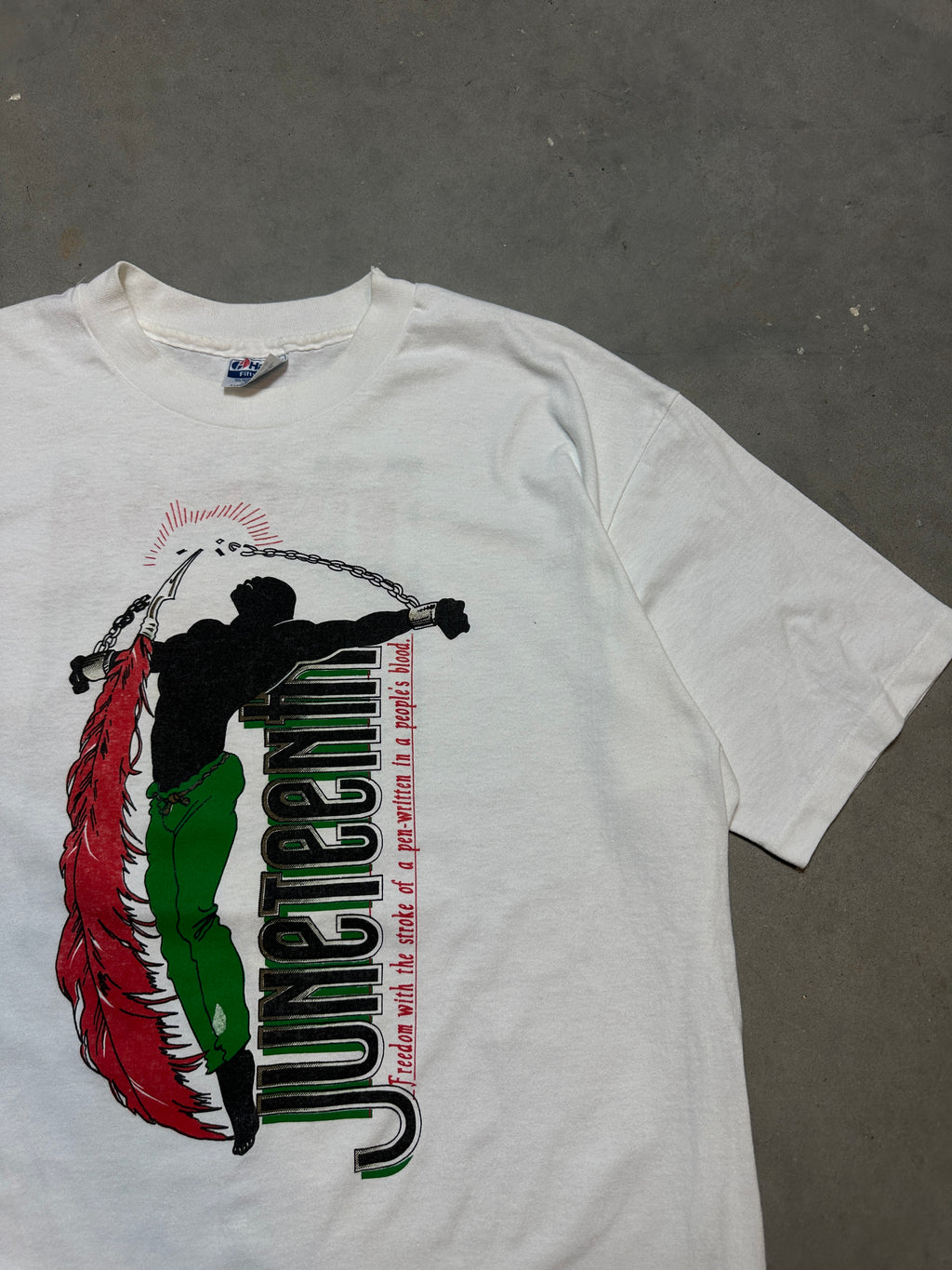 90’s Juneteenth Freedom Holiday “Love & Unity Will Break the Chains” Vintage Tee (XL)