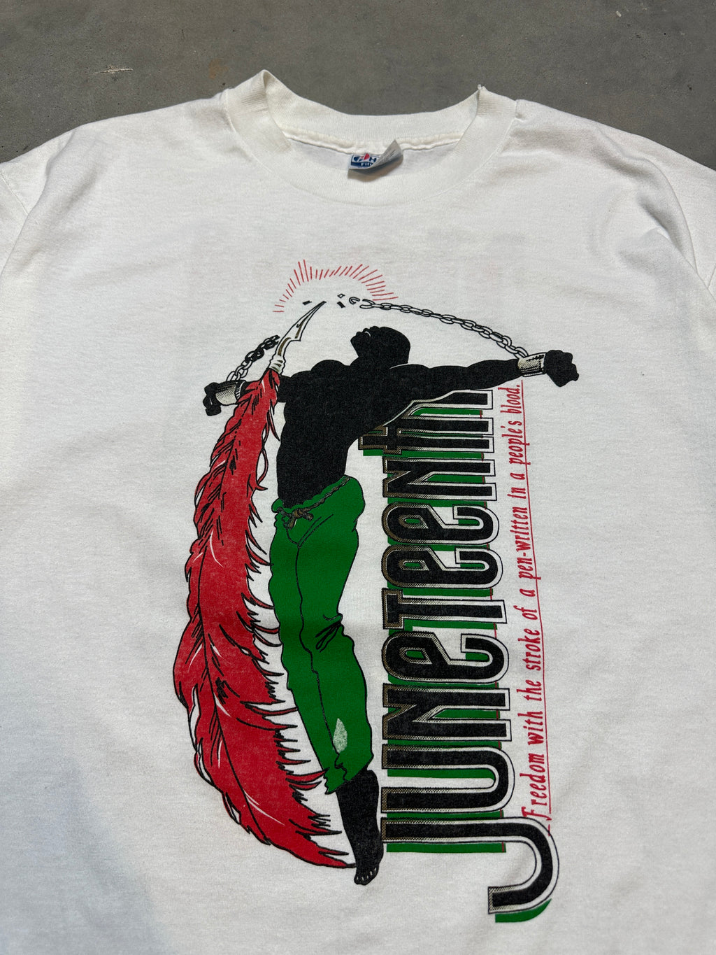 90’s Juneteenth Freedom Holiday “Love & Unity Will Break the Chains” Vintage Tee (XL)