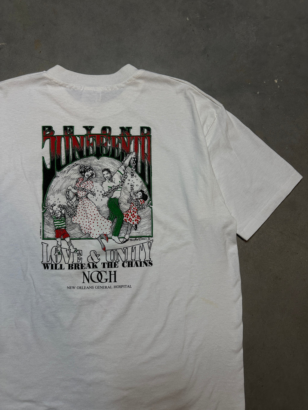 90’s Juneteenth Freedom Holiday “Love & Unity Will Break the Chains” Vintage Tee (XL)