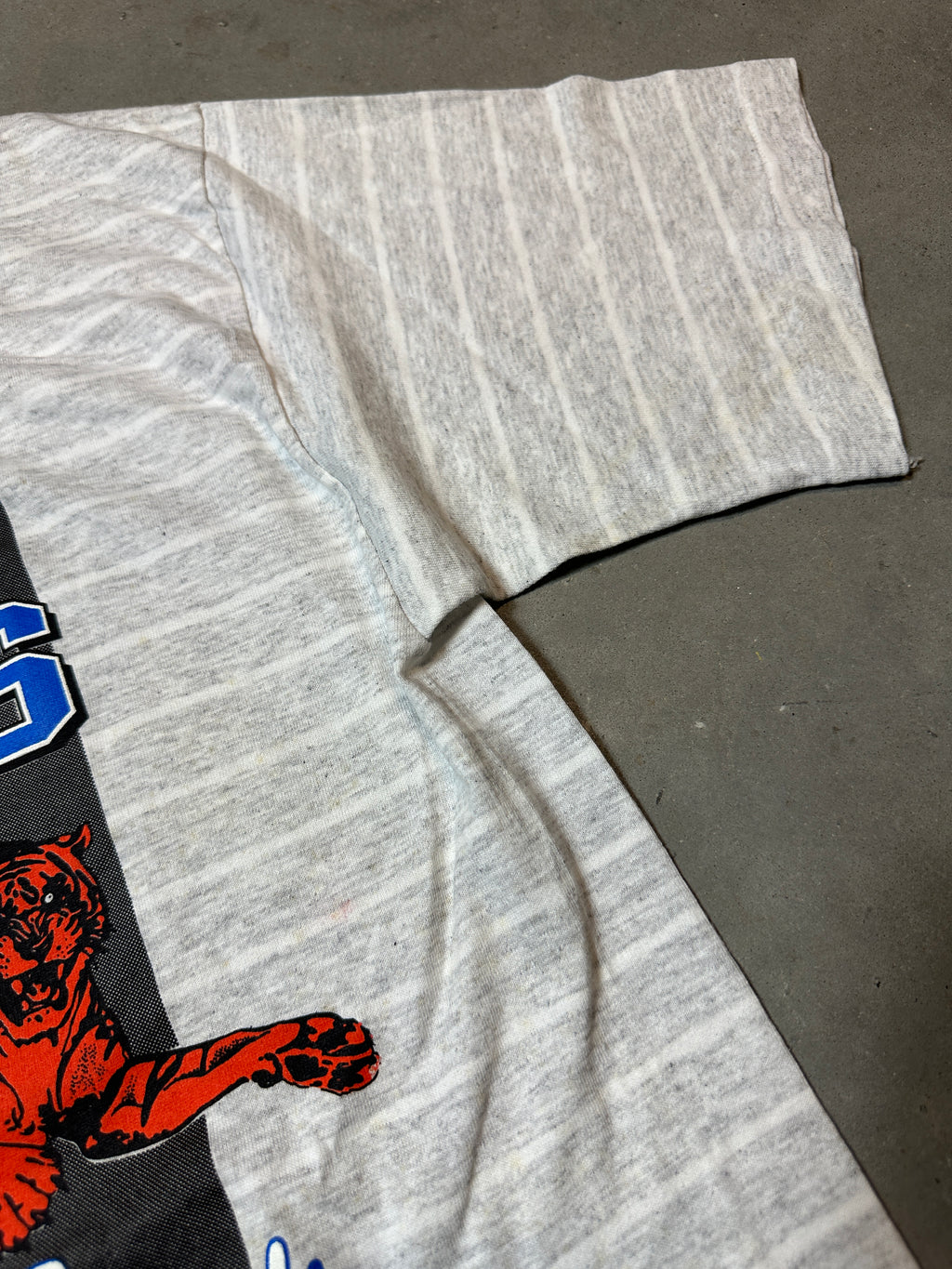 90’s Jackson State JSU Tigers Striped Spellout Logo Vintage Tee (XL)