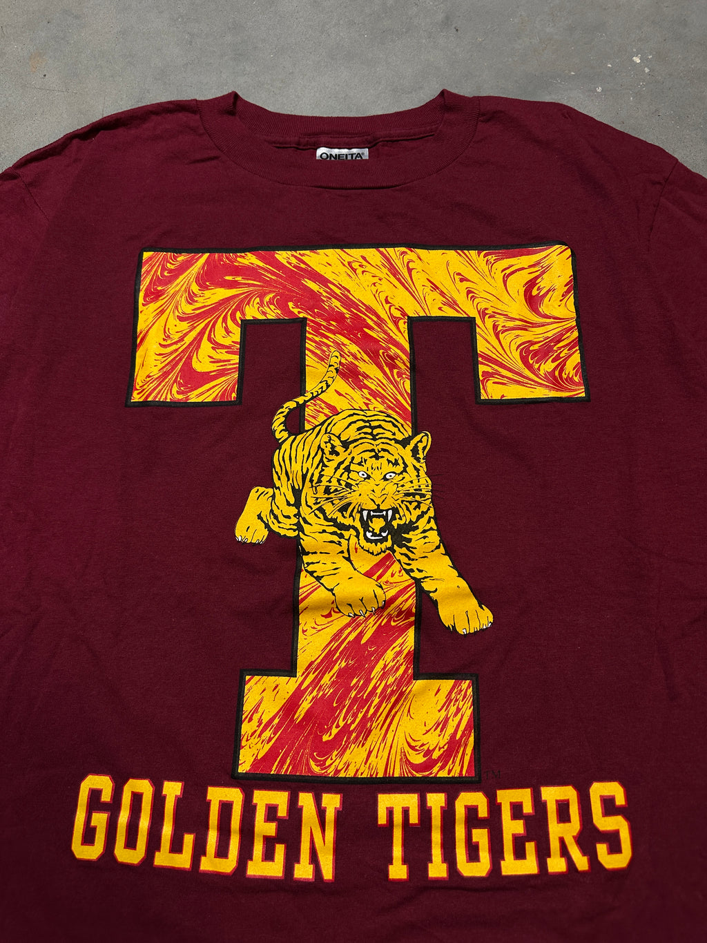 90's Tuskegee University TU Golden Tigers Spellout Big Logo Vintage  Tee (XL)