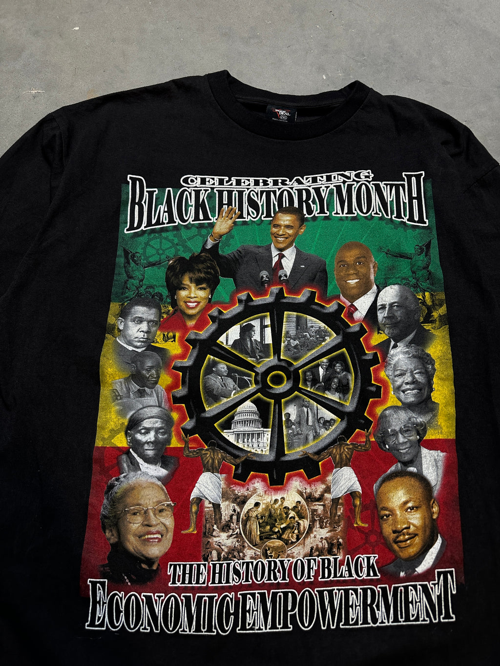 00's Celebrating Black History Month The History of Black Economic Empowerment Vintage Tee (XL)