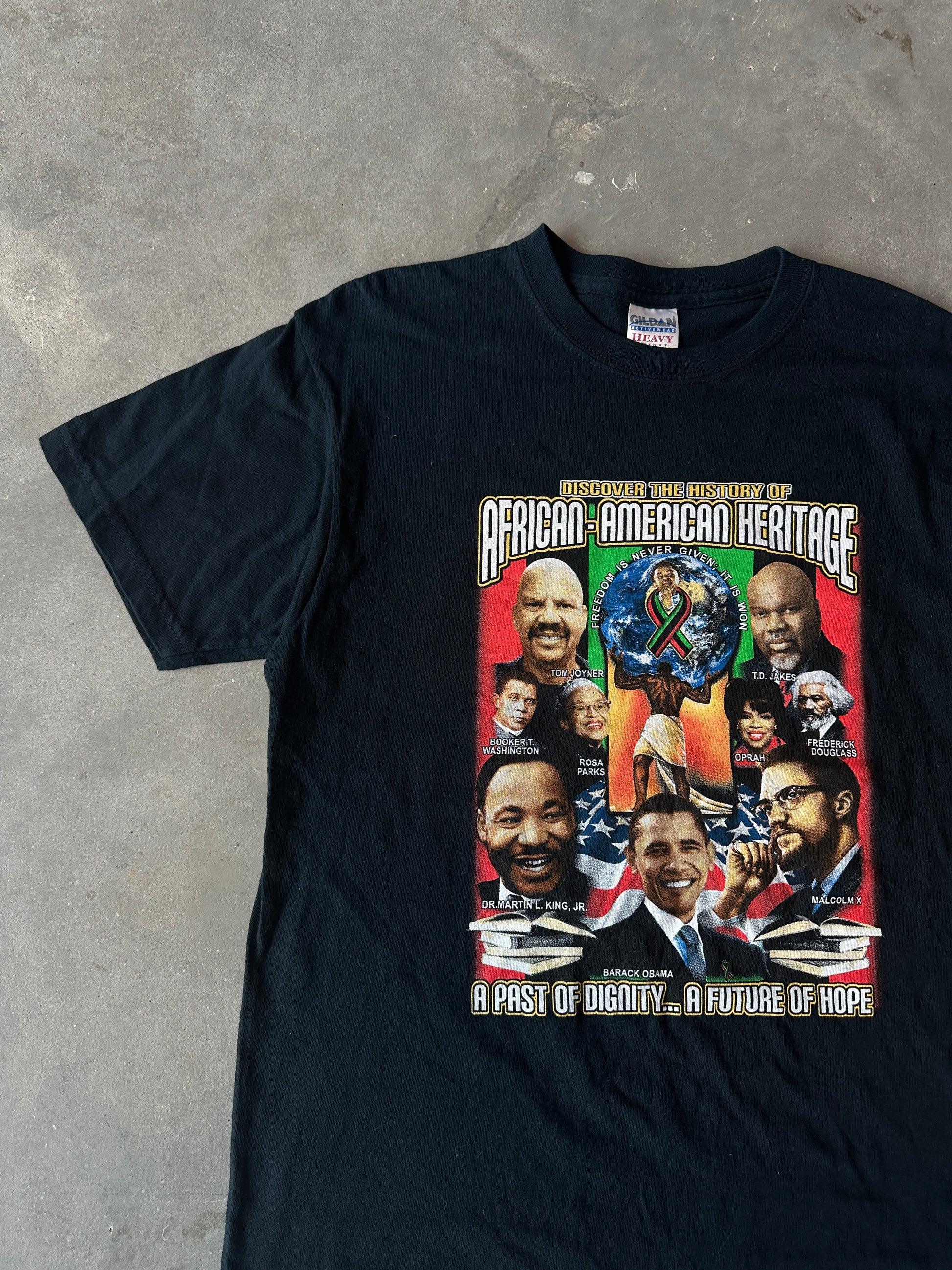 00's Black History for 365 Days African-American Heritage Vintage Tee (Medium)