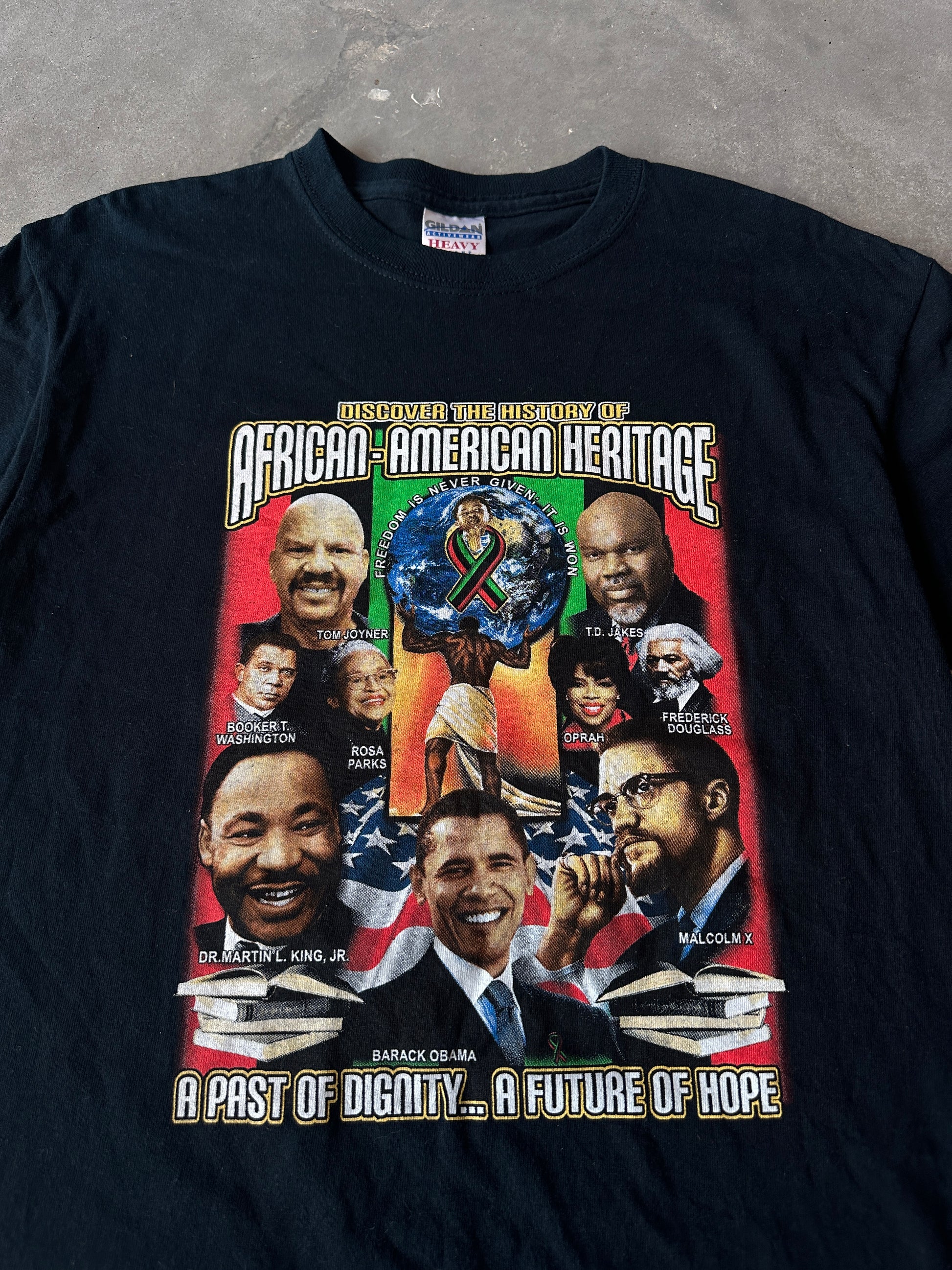 00's Black History for 365 Days African-American Heritage Vintage Tee (Medium)