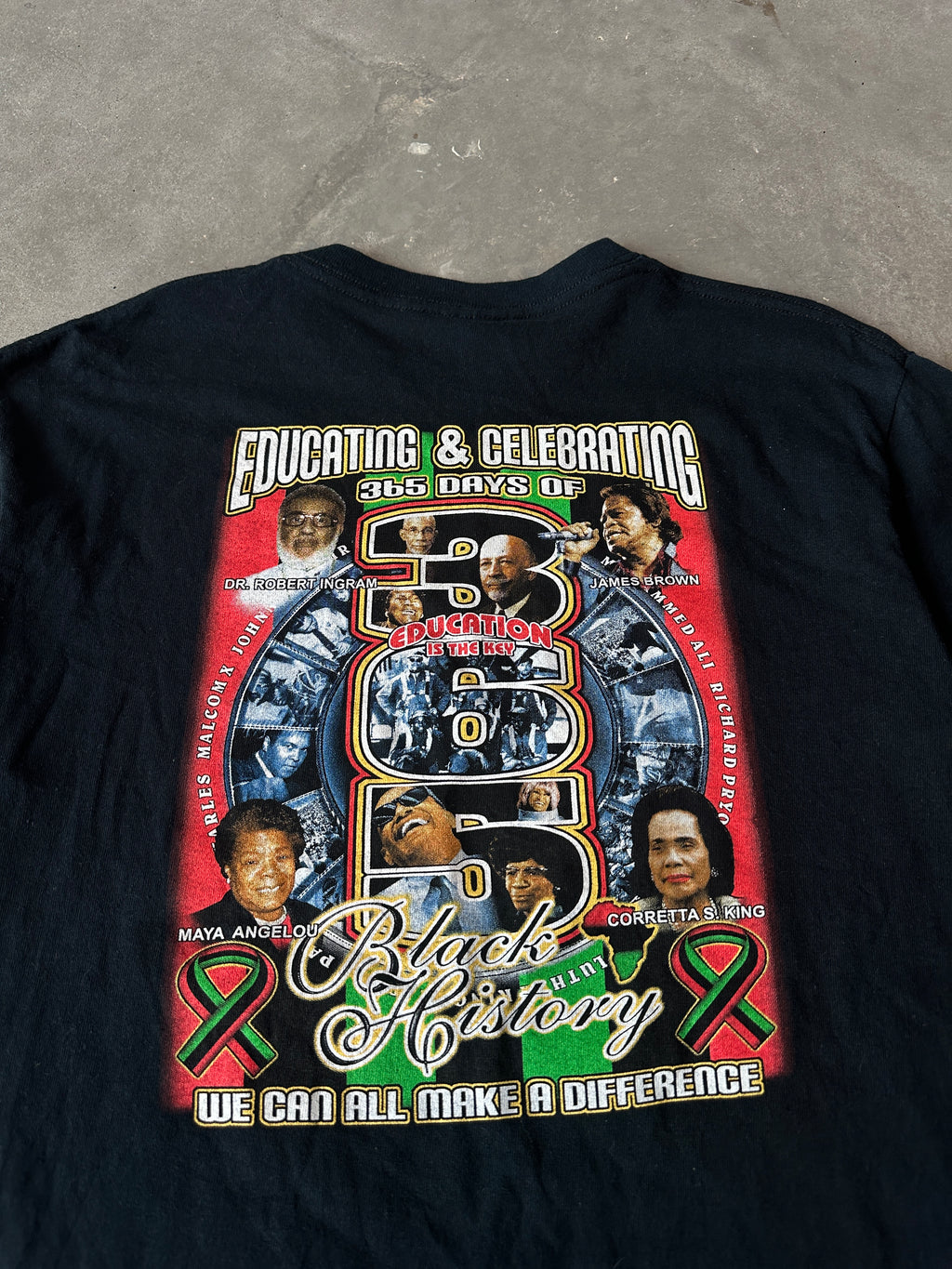 00's Black History for 365 Days African-American Heritage Vintage Tee (Medium)
