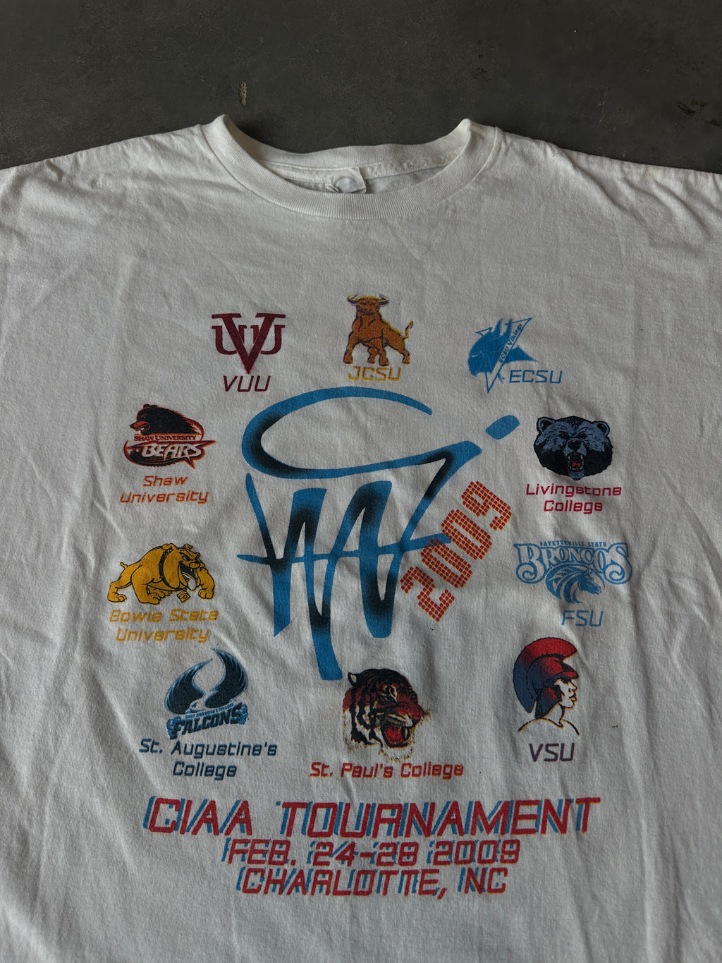 2009 CIAA Basketball Tournament Charlotte, NC Vintage HBCU Tournament Vintage Tee (XL)