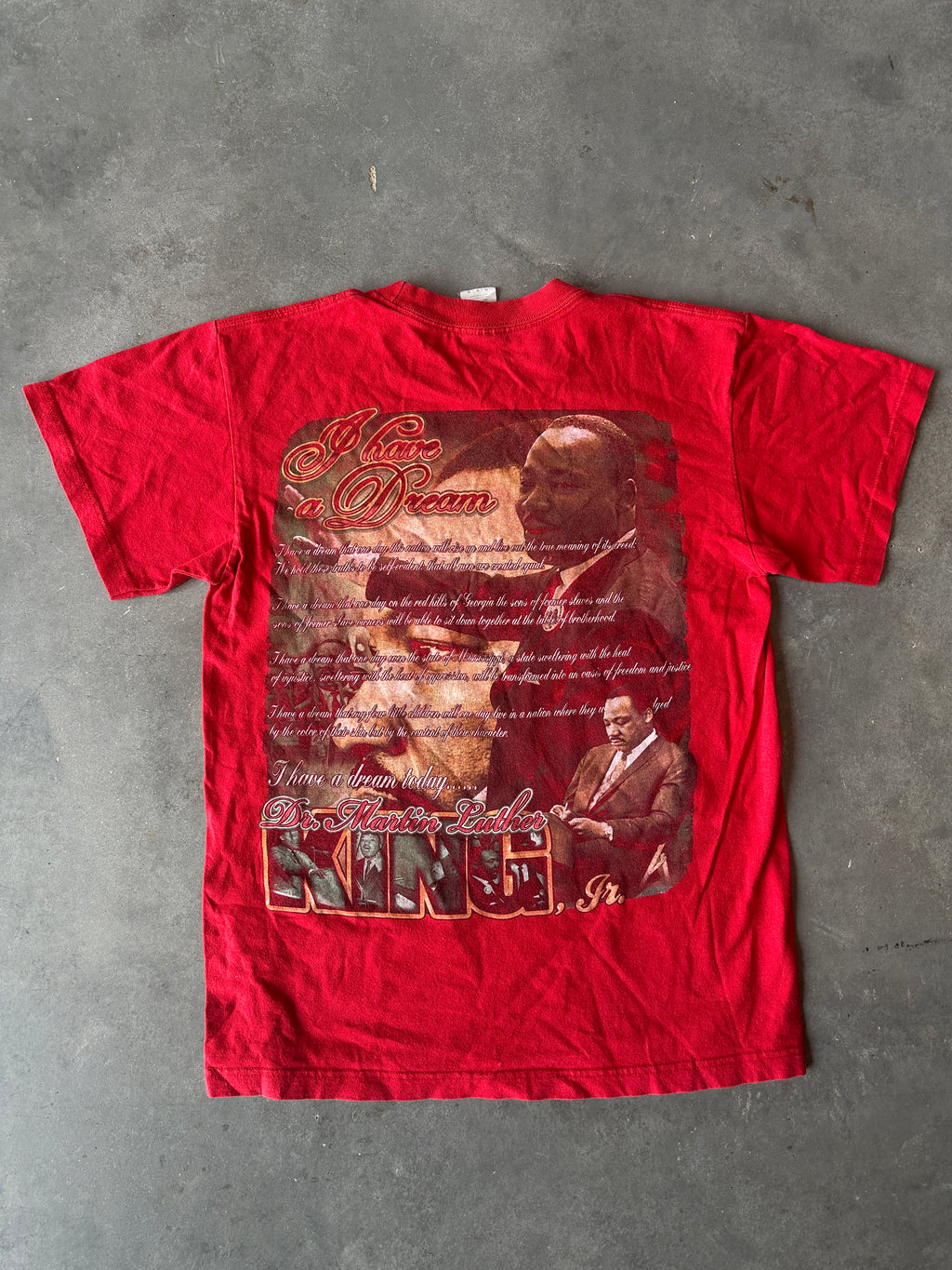 00's Be The Dream Dr.Martin Luther King MLK Red Vintage Black History Tee (Medium)
