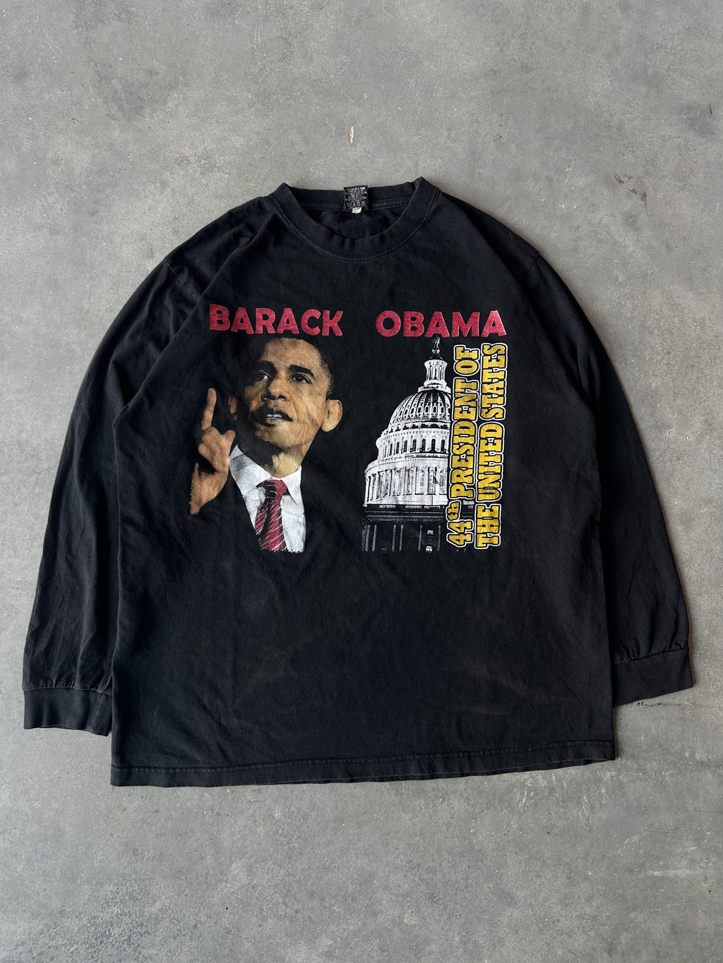 00's Barack Obama 44th President of the United States Long Sleeve Vintage Tee (XL)