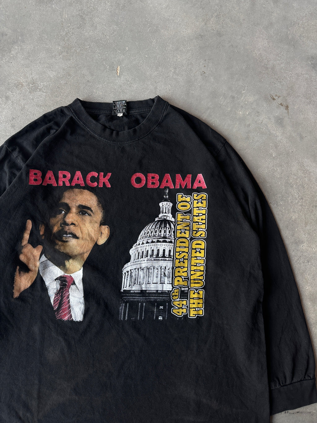 00's Barack Obama 44th President of the United States Long Sleeve Vintage Tee (XL)