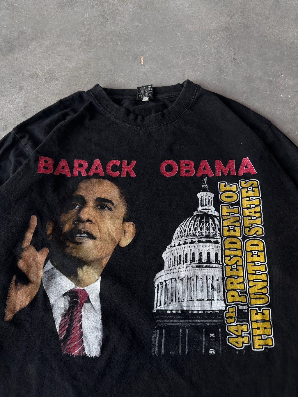 00's Barack Obama 44th President of the United States Long Sleeve Vintage Tee (XL)