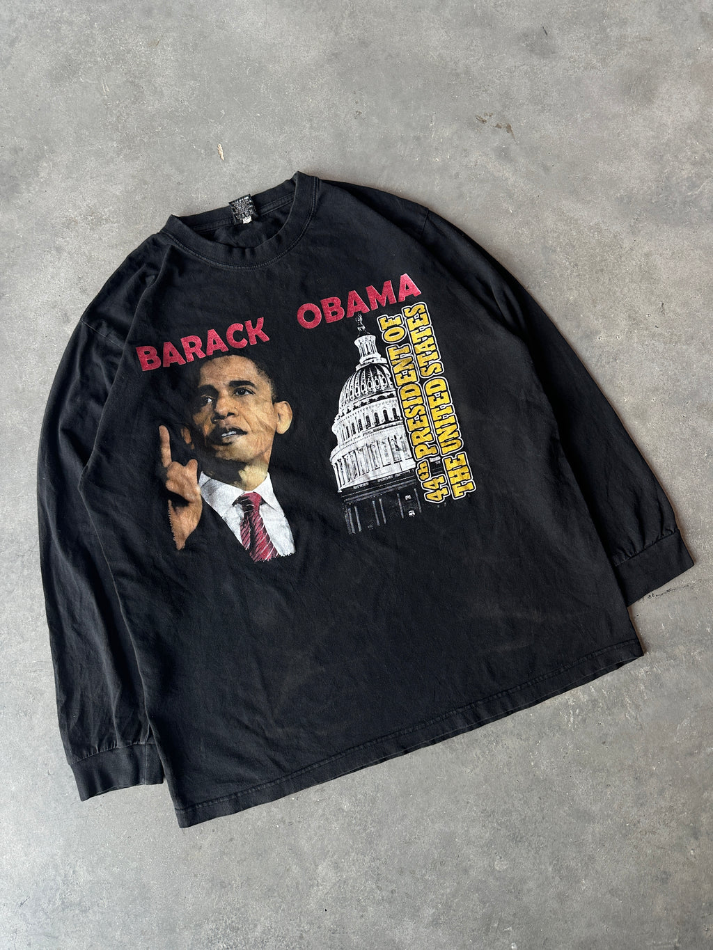 00's Barack Obama 44th President of the United States Long Sleeve Vintage Tee (XL)