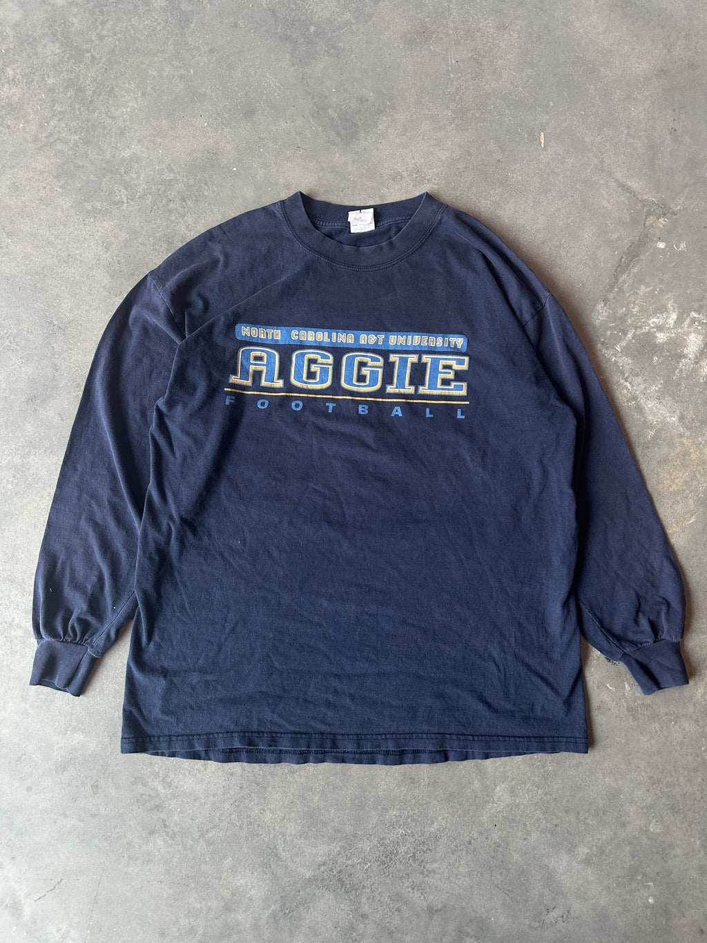 90's North Carolina A&T Aggies Realistic Mascot Vintage Longsleeve HBCU Tee (XL)