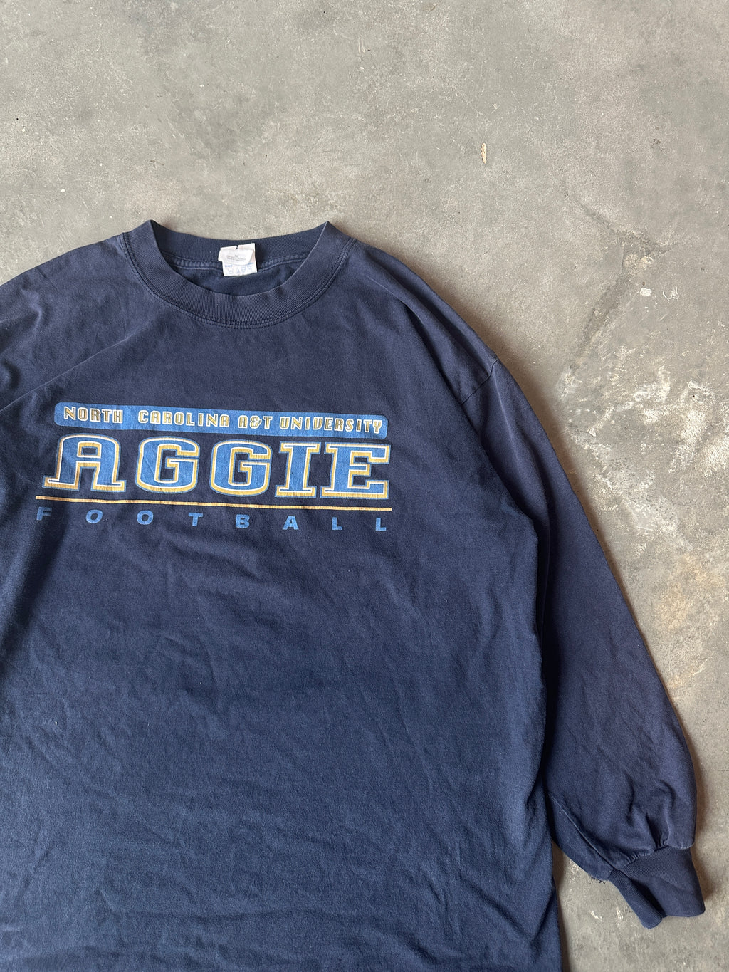 90's North Carolina A&T Aggies Realistic Mascot Vintage Longsleeve HBCU Tee (XL)
