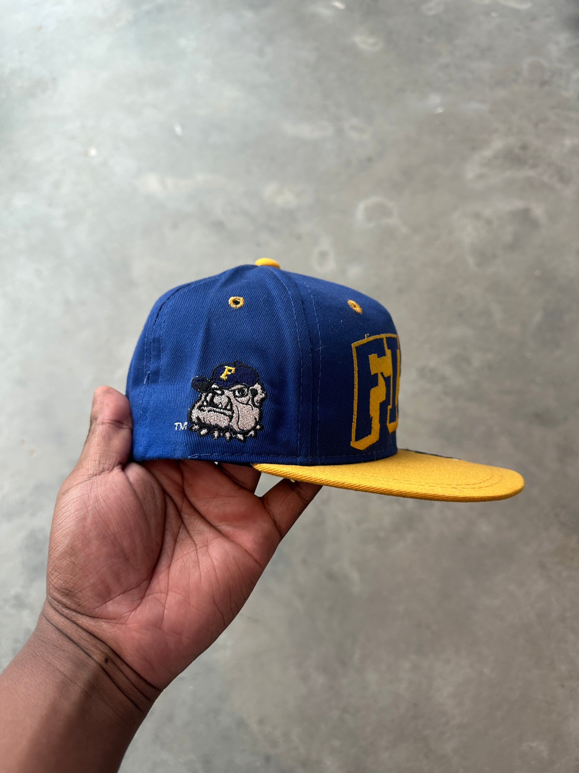 90’s Fisk University Bulldogs RARE Embroidered Vintage HBCU Snapback Hat Brand New-Deadstock (OSFA)