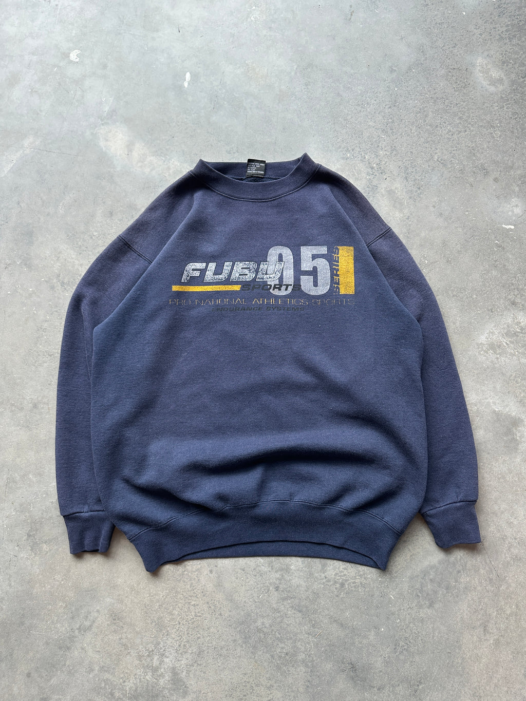 00’s FUBU Sport Navy Faded Vintage Crewneck Sweatshirt (Large)