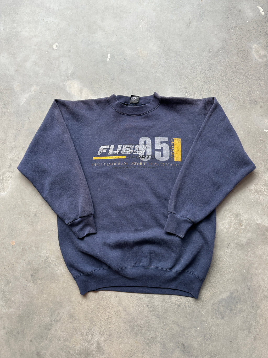 00’s FUBU Sport Navy Faded Vintage Crewneck Sweatshirt (Large)