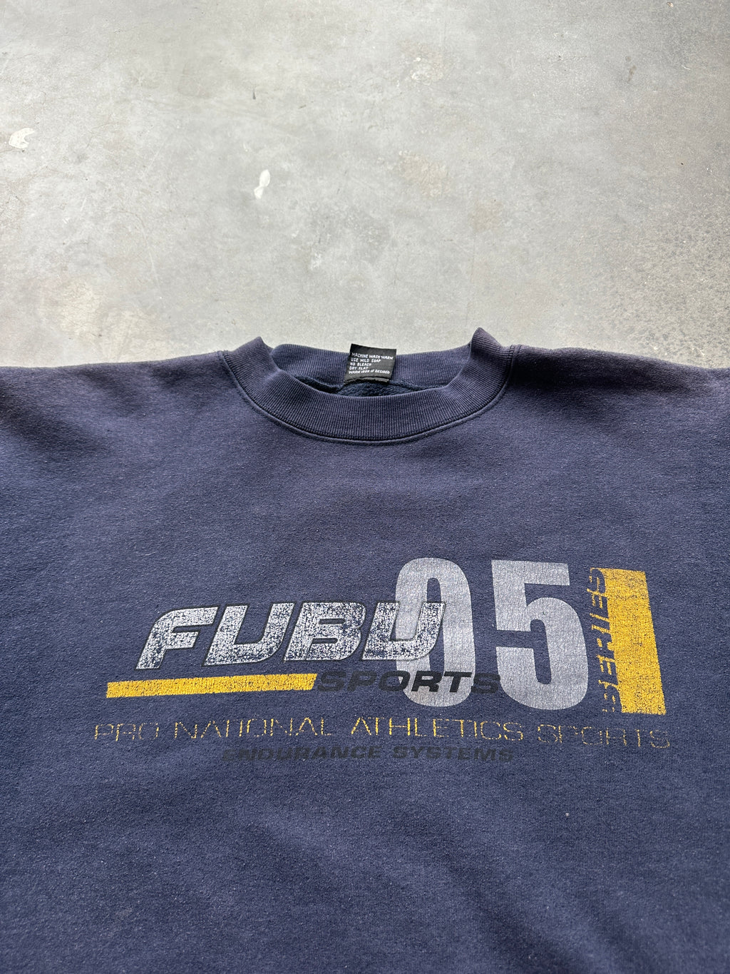 00’s FUBU Sport Navy Faded Vintage Crewneck Sweatshirt (Large)